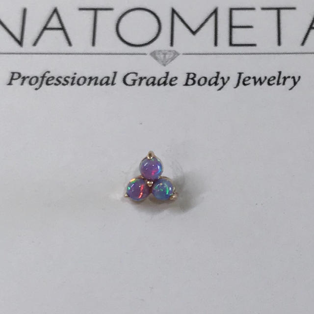 アナトメタル トリオエンド 18k ライトパープルオパール 14g/12g アナトメタル トリオエンド 18k ライトパープルオパール 14g/12g