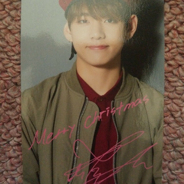 BTS V トレカ エンタメ/ホビーのタレントグッズ(アイドルグッズ)の商品写真