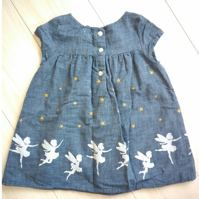 babyGAP(ベビーギャップ)の【カミ様専用】babygap ティンカーベルデニムワンピース キッズ/ベビー/マタニティのベビー服(~85cm)(ワンピース)の商品写真