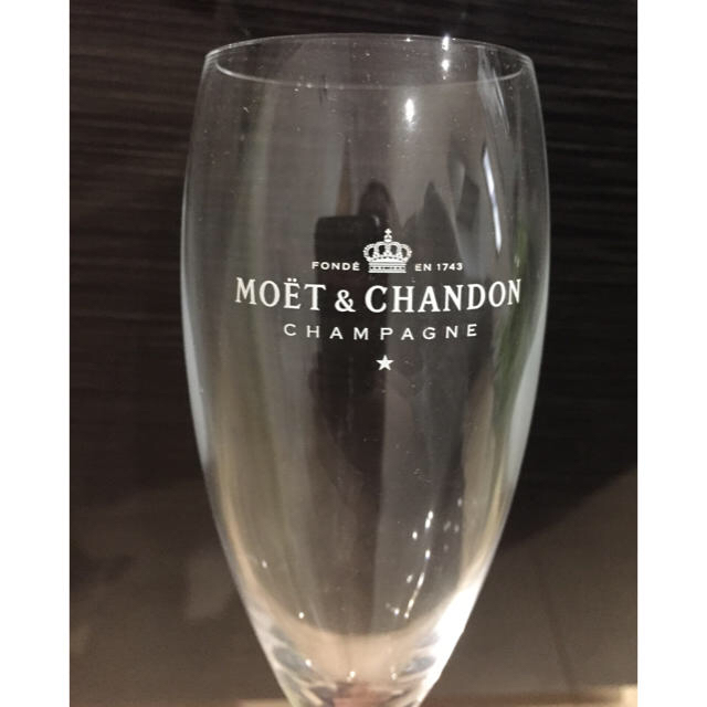 MOËT & CHANDON(モエエシャンドン)のモエ シャンドン グラスセット✖️2セット インテリア/住まい/日用品のキッチン/食器(グラス/カップ)の商品写真