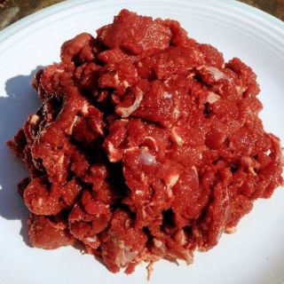 熟成鹿肉　２ｃｍ幅カット（冷凍）　１ｋｇ　（５００ｇ×２パック）(ペットフード)