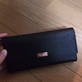 ケイトスペードニューヨーク(kate spade new york)の未使用！日本未入荷ストライプ柄のお財布♡(財布)