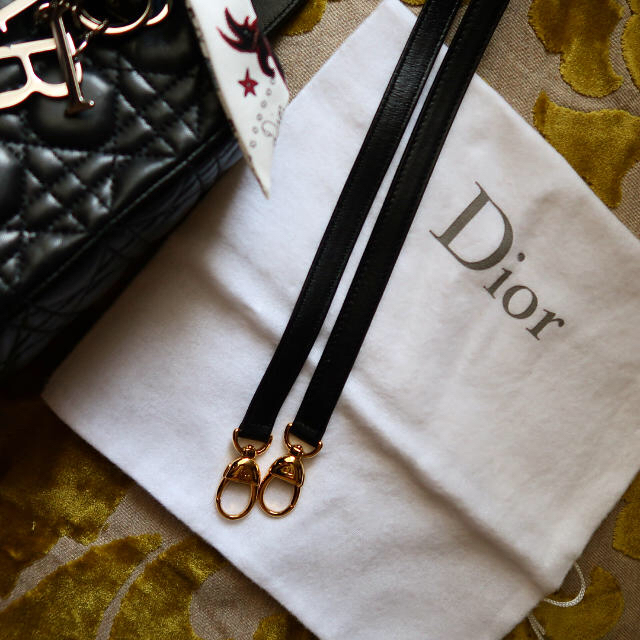Christian Dior(クリスチャンディオール)のChristian Dior   ショルダー  ストラップ レディースのファッション小物(キーホルダー)の商品写真