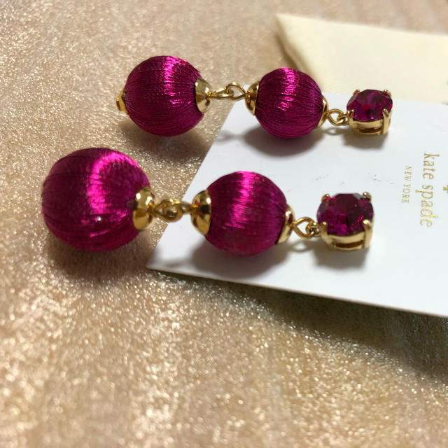 kate spade new york(ケイトスペードニューヨーク)の[新品]ケイトスペード  ピアス  レディースのアクセサリー(ピアス)の商品写真