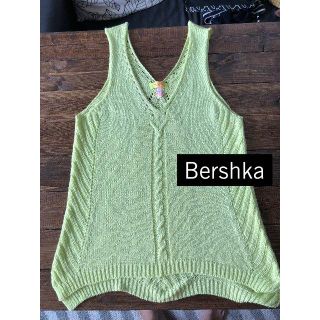 ベルシュカ(Bershka)のベルシュカ（ZARA姉妹ブランド）ネオンカラー ニットタンクトップ(ニット/セーター)