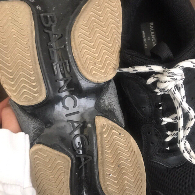 雑誌で紹介された Balenciaga - Balenciaga Triple 最終値下げ サイズ