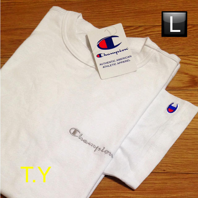 Champion(チャンピオン)のChampion Tシャツ 白 Supreme EMODA Ungrid好きに メンズのトップス(Tシャツ/カットソー(半袖/袖なし))の商品写真