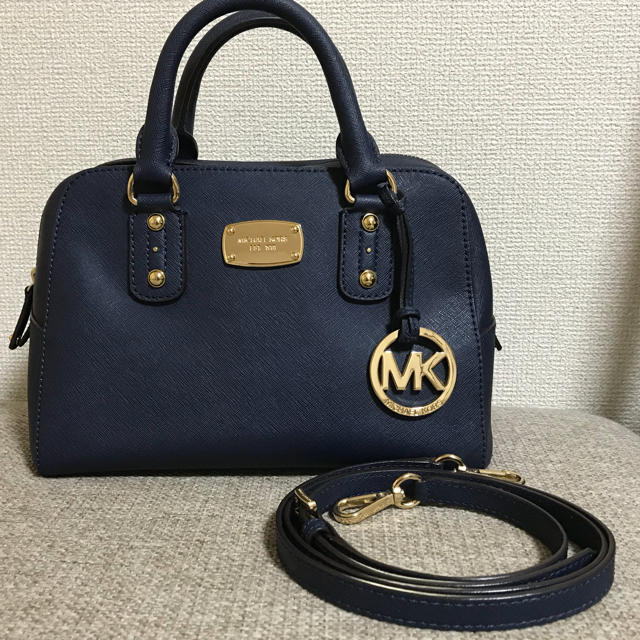 Michael Kors - MICHAEL KORS ショルダーバッグの通販 by しらす/お安くします！'s shop｜マイケルコースならラクマ