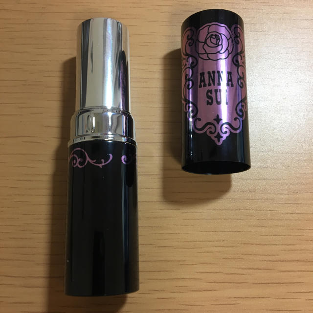 ANNA SUI(アナスイ)の極美品 ANNA SUI チーク ブラシ  ブラッシュ アナスイ コスメ/美容のベースメイク/化粧品(チーク)の商品写真