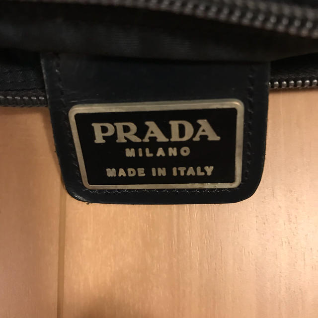 PRADA(プラダ)のプラダ   ショルダーバッグ   免税店購入 レディースのバッグ(ショルダーバッグ)の商品写真