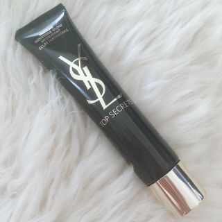 イヴサンローランボーテ(Yves Saint Laurent Beaute)のイヴ・サンローラン❤︎トップシークレットモイスチャーエクラ(乳液/ミルク)