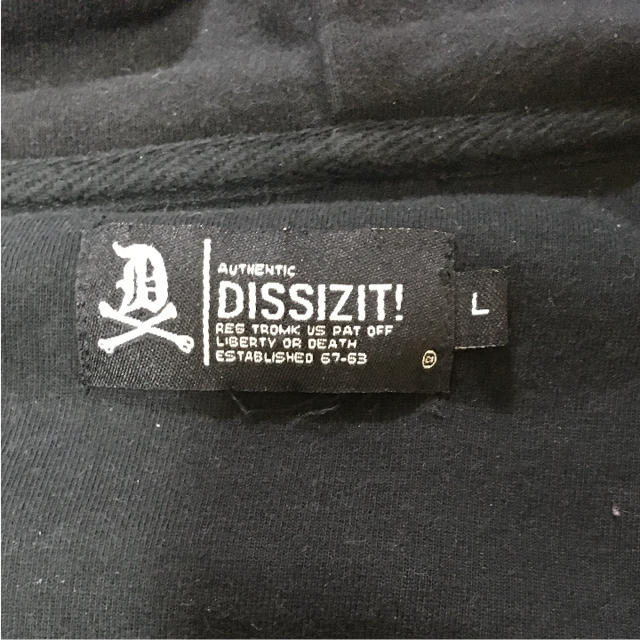 DISSIZIT(ディスイズイット)のDISSIZIT x DELICIOUS VINALY コラボパーカー メンズのトップス(パーカー)の商品写真