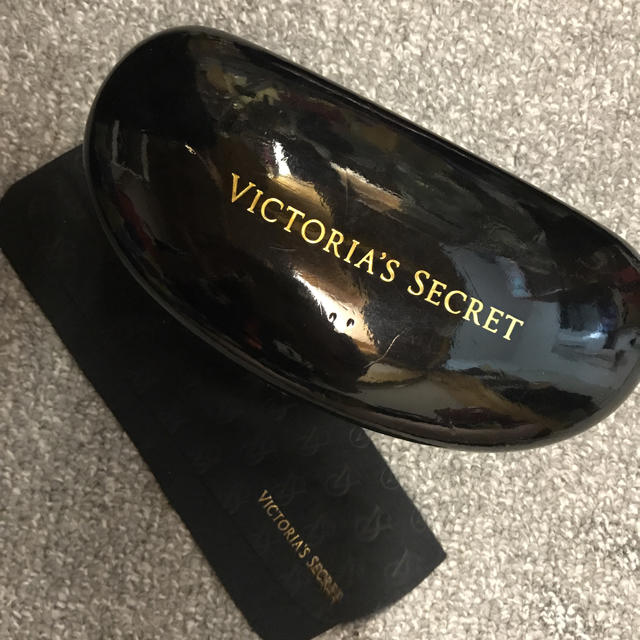 Victoria's Secret(ヴィクトリアズシークレット)のVICTORIA'S SECRET💓サングラス レディースのファッション小物(サングラス/メガネ)の商品写真