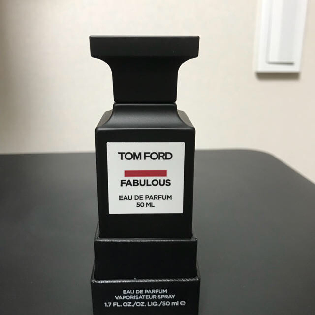 TOM FORD - 【ほぼ新品】TOM FORD トムフォード ファビュラス 香水 FABULOUSの通販 by ROY@プロフご一読