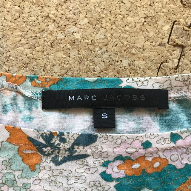 MARC JACOBS(マークジェイコブス)の美品‼️マークジェイコブス ノースリーブ カットソー レディースのトップス(カットソー(半袖/袖なし))の商品写真