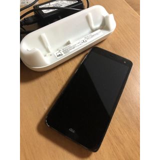 フジツウ(富士通)のARROWS FJL22(スマートフォン本体)