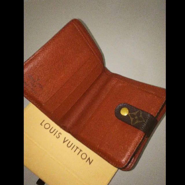 LOUIS VUITTON(ルイヴィトン)のルイヴィトン 二つ折り財布 メンズのファッション小物(折り財布)の商品写真