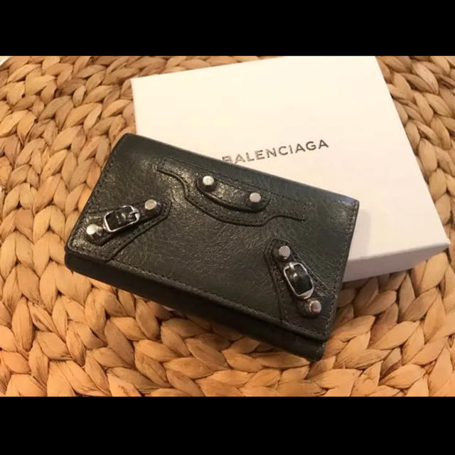 Balenciaga - 美品‼︎ バレンシアガ 6連 キーケース グレーの通販 by tamen's shop｜バレンシアガならラクマ