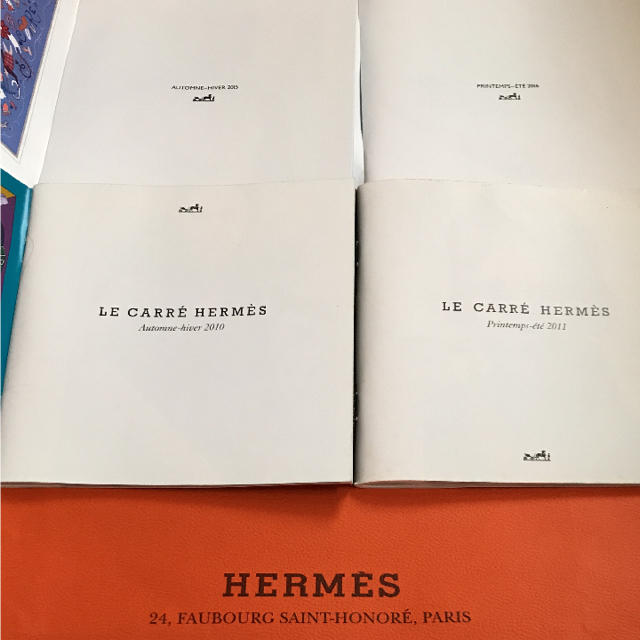 Hermes(エルメス)のエルメス  スカーフカタログ レディースのファッション小物(バンダナ/スカーフ)の商品写真