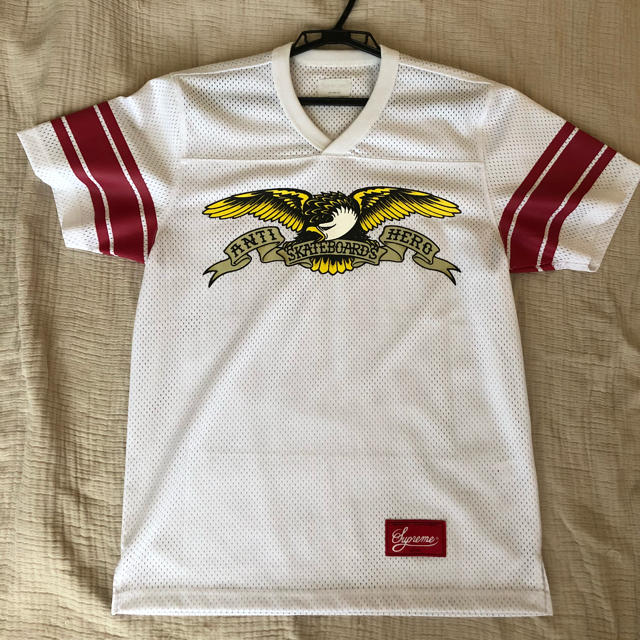 Supreme(シュプリーム)のSUPREME ANTIHERO フットボール Tシャツ サイズS  メンズのトップス(Tシャツ/カットソー(半袖/袖なし))の商品写真