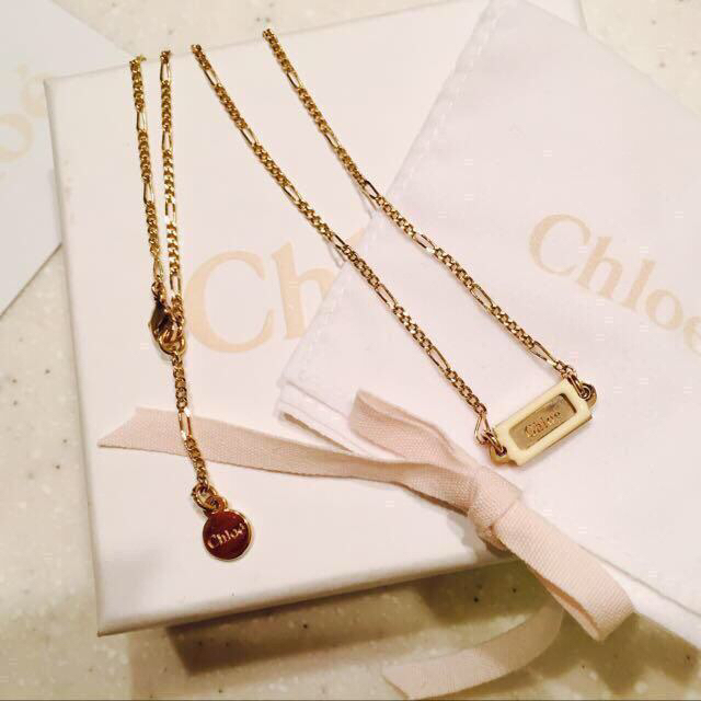 Chloe(クロエ)のChloe☆プレートネックレス レディースのアクセサリー(ネックレス)の商品写真