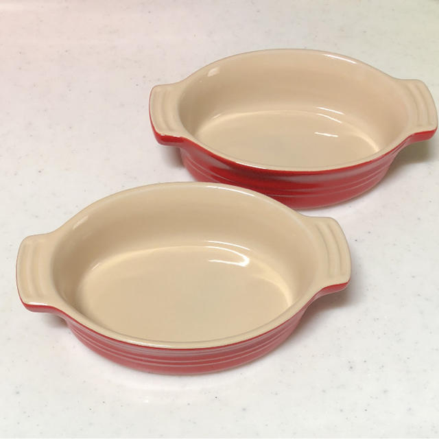 LE CREUSET(ルクルーゼ)の専用  ルクルーゼ グラタン皿2枚 インテリア/住まい/日用品のキッチン/食器(食器)の商品写真