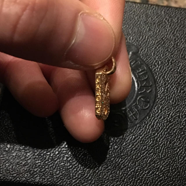 人気 通販 クロムハーツ 22k タイニー カットアウト クロス ドッグタグ