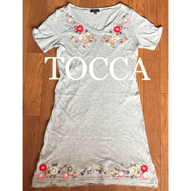 TOCCA(トッカ)のTOCCA トッカ Tシャツワンピース  XS 刺繍 グレー レディースのワンピース(ひざ丈ワンピース)の商品写真