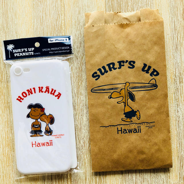 SNOOPY(スヌーピー)の【値下】【新品】日焼けスヌーピー moni honolulu iPhoneケース スマホ/家電/カメラのスマホアクセサリー(iPhoneケース)の商品写真