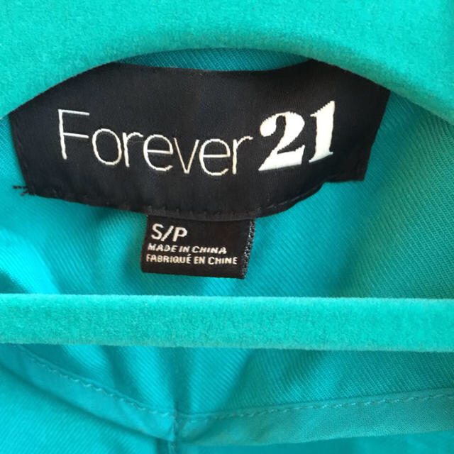 FOREVER 21(フォーエバートゥエンティーワン)のF21♡♡サラッと羽織れるアウター レディースのジャケット/アウター(テーラードジャケット)の商品写真