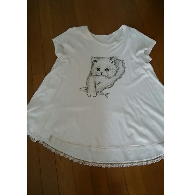 franche lippee(フランシュリッペ)のつかまえた猫ちゃんTシャツ レディースのトップス(Tシャツ(半袖/袖なし))の商品写真