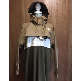 「最終値下げ‼︎hyke×northFace ゴアテックスボレロ新品」に近い