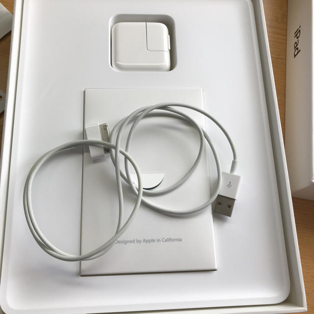 iPad(アイパッド)のiPad3 64gb Wi-Fi &cellular 割引は詳細にて スマホ/家電/カメラのスマートフォン/携帯電話(スマートフォン本体)の商品写真