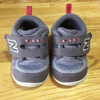 ニューバランス(New Balance)のニューバランス12.5cm(グレー)(スニーカー)