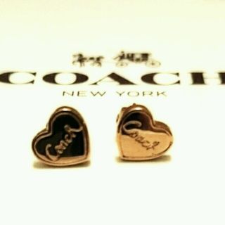 コーチ(COACH)のCOACH ピンクゴールド色ピアス 正規(ピアス)