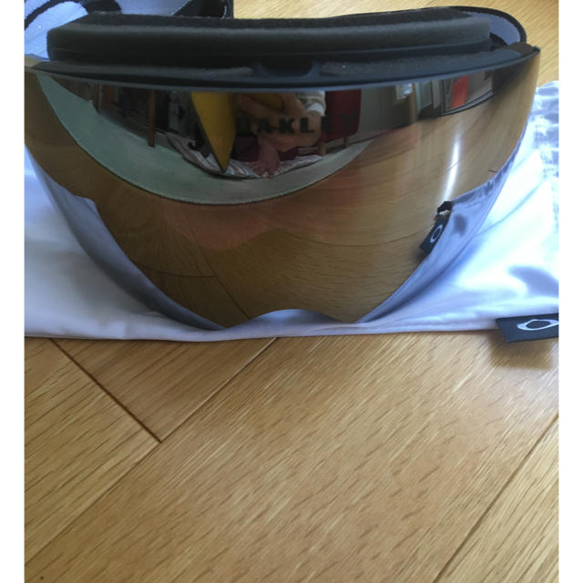 Oakley(オークリー)のOAKLEY ゴーグル スポーツ/アウトドアのスノーボード(ウエア/装備)の商品写真