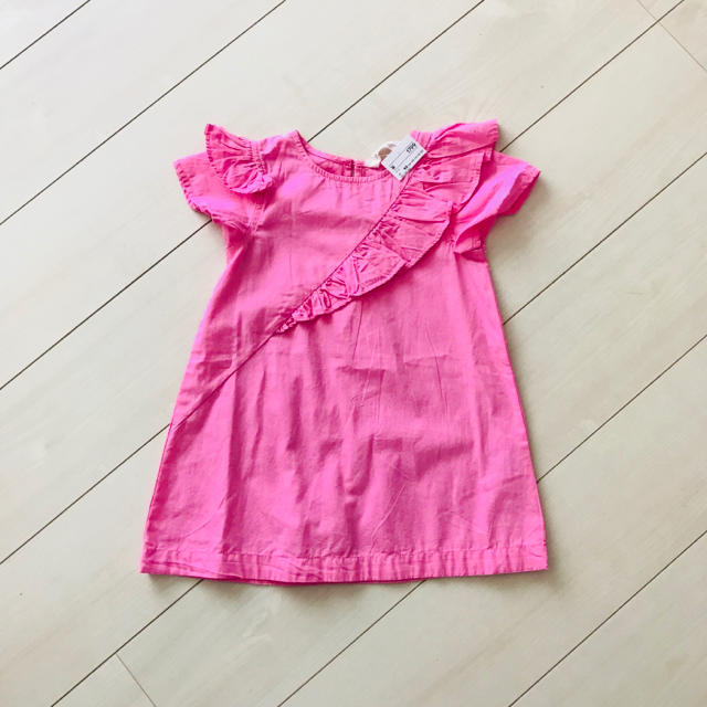 H&M(エイチアンドエム)の新品♡フリルワンピース 90 キッズ/ベビー/マタニティのキッズ服女の子用(90cm~)(ワンピース)の商品写真