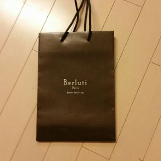 ベルルッティ(Berluti)のブランド紙袋(ショップ袋)