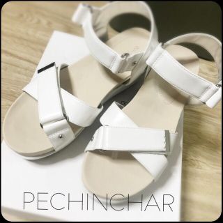 スコットクラブ(SCOT CLUB)の定価1.5万円【新品】PECHINCHAR白サンダル(サンダル)