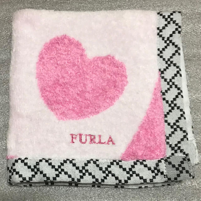 Furla(フルラ)のフルラ  タオルハンカチ FURLA レディースのファッション小物(ハンカチ)の商品写真