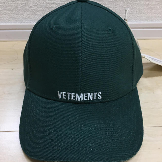 最安値 vetements ヴェトモン キャップ