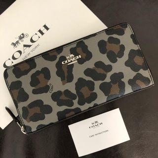 コーチ(COACH)のCOACH コーチ 長財布 レオパード 豹柄 グレー レア(財布)