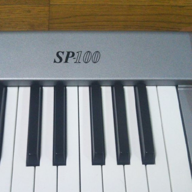KORG(コルグ)の最終値下げ　電子ピアノ　キーボード　KORG　SP-100 楽器の鍵盤楽器(電子ピアノ)の商品写真