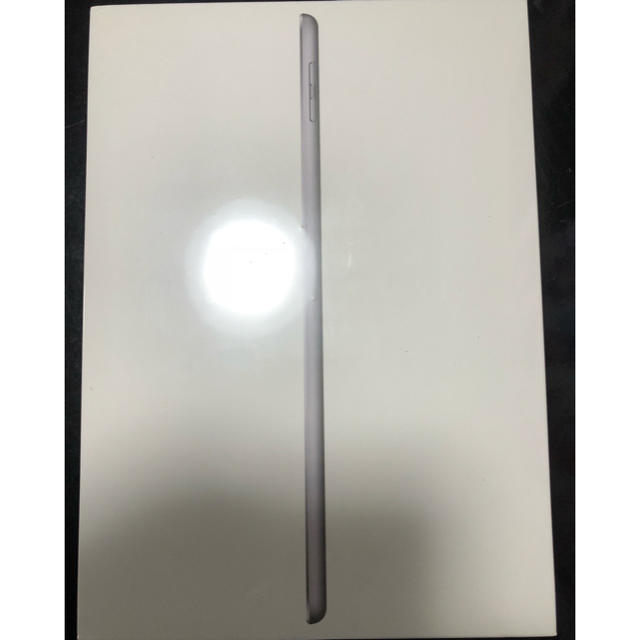 【新品未開封】 iPad 32GB スペースグレー Wi-Fiモデル 第6世代のサムネイル
