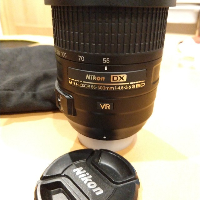 Nikon(ニコン)のAF-S DX NIKKOR 55-300mm f/4.5-5.6G ED VR スマホ/家電/カメラのカメラ(レンズ(ズーム))の商品写真