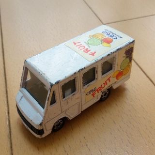 タカラトミー(Takara Tomy)のトミカ　トヨタ　クイックデリバリーバン　くだもの配送車(ミニカー)