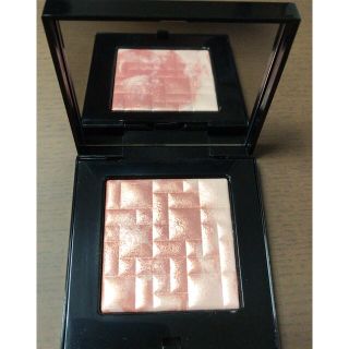 ボビイブラウン(BOBBI BROWN)のボビイ ブラウン ハイライティング  パウダー 09 サンライズグロウ(チーク)