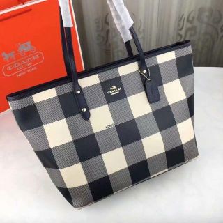 コーチ(COACH)のcoach　トートバッグ　チェック柄(トートバッグ)