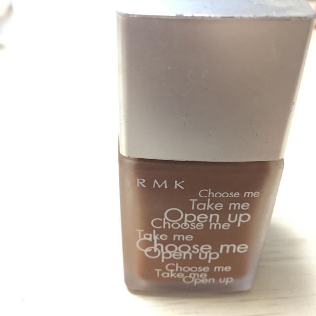 RMK(アールエムケー)のリクイドファンデーション coffee brown コスメ/美容のベースメイク/化粧品(ファンデーション)の商品写真