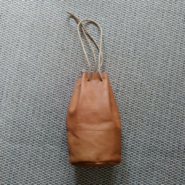 URBAN RESEARCH(アーバンリサーチ)のかぐれ　巾着　バック　 レディースのバッグ(ハンドバッグ)の商品写真